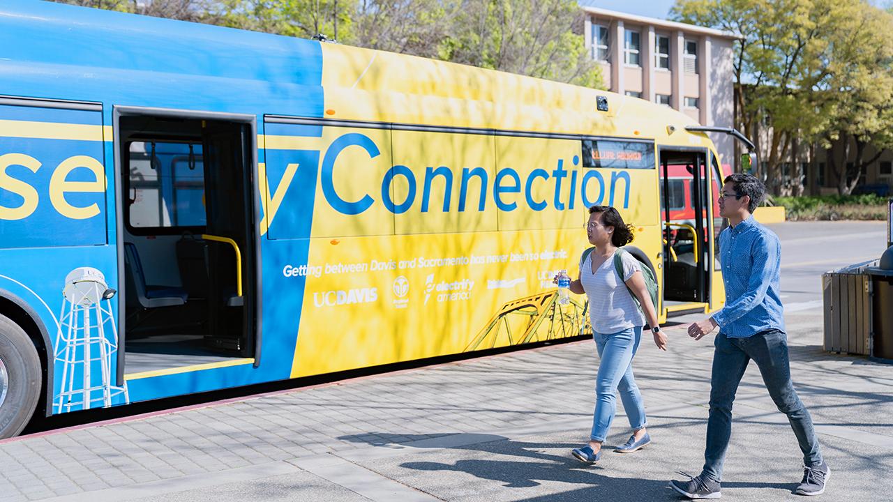 (Photo: Henri Teixeira/UC Davis) Photo of bus at terminal.